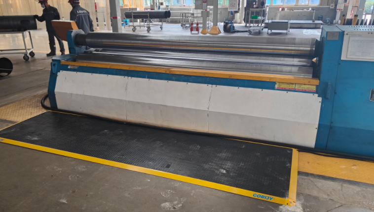 卷圓機(jī)安全地毯 卷圓機(jī)安全地毯